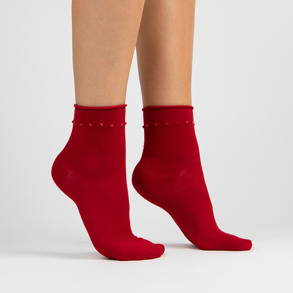 Womens best sale socks red